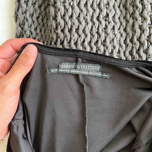 Tight black dress - Picture 5 of 5